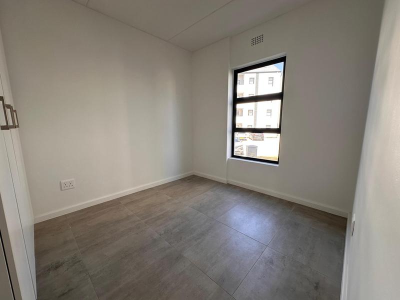2 Bedroom Property for Sale in Aan de Wijnlanden Western Cape